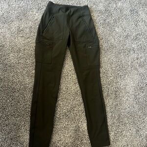 Athleta Highline Hybridid Cargo Athletic Pant Leggings sz 0